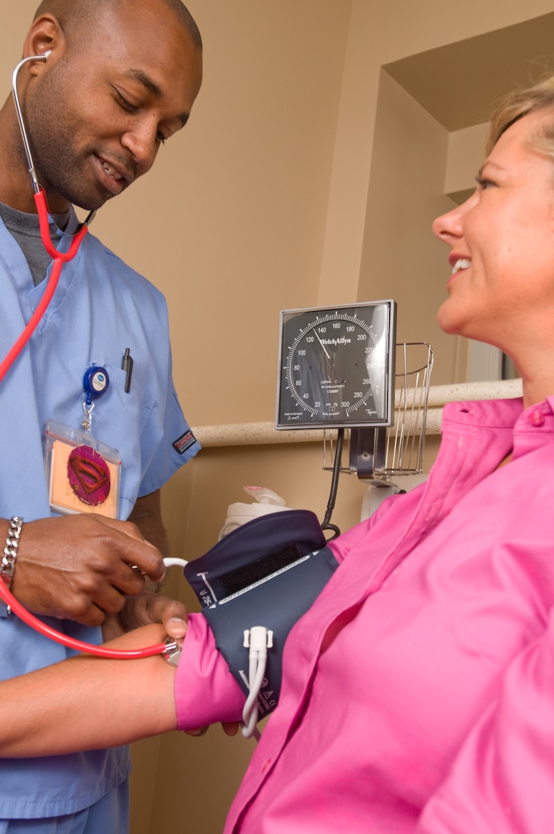 Estetoscopio y evaluación cardiovascular